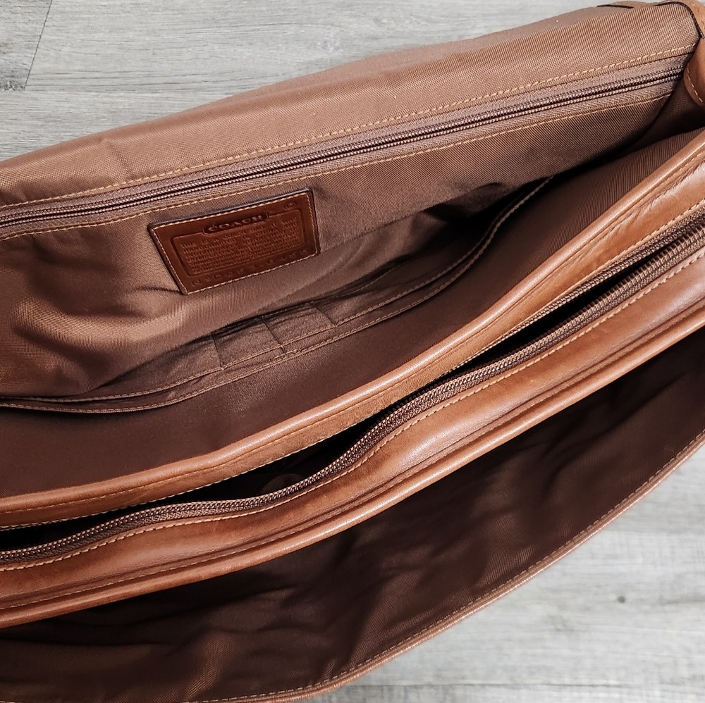 Vintage Coach Classic Brown Leather Briefcase/Carryon Bag - Picture 14 of 16